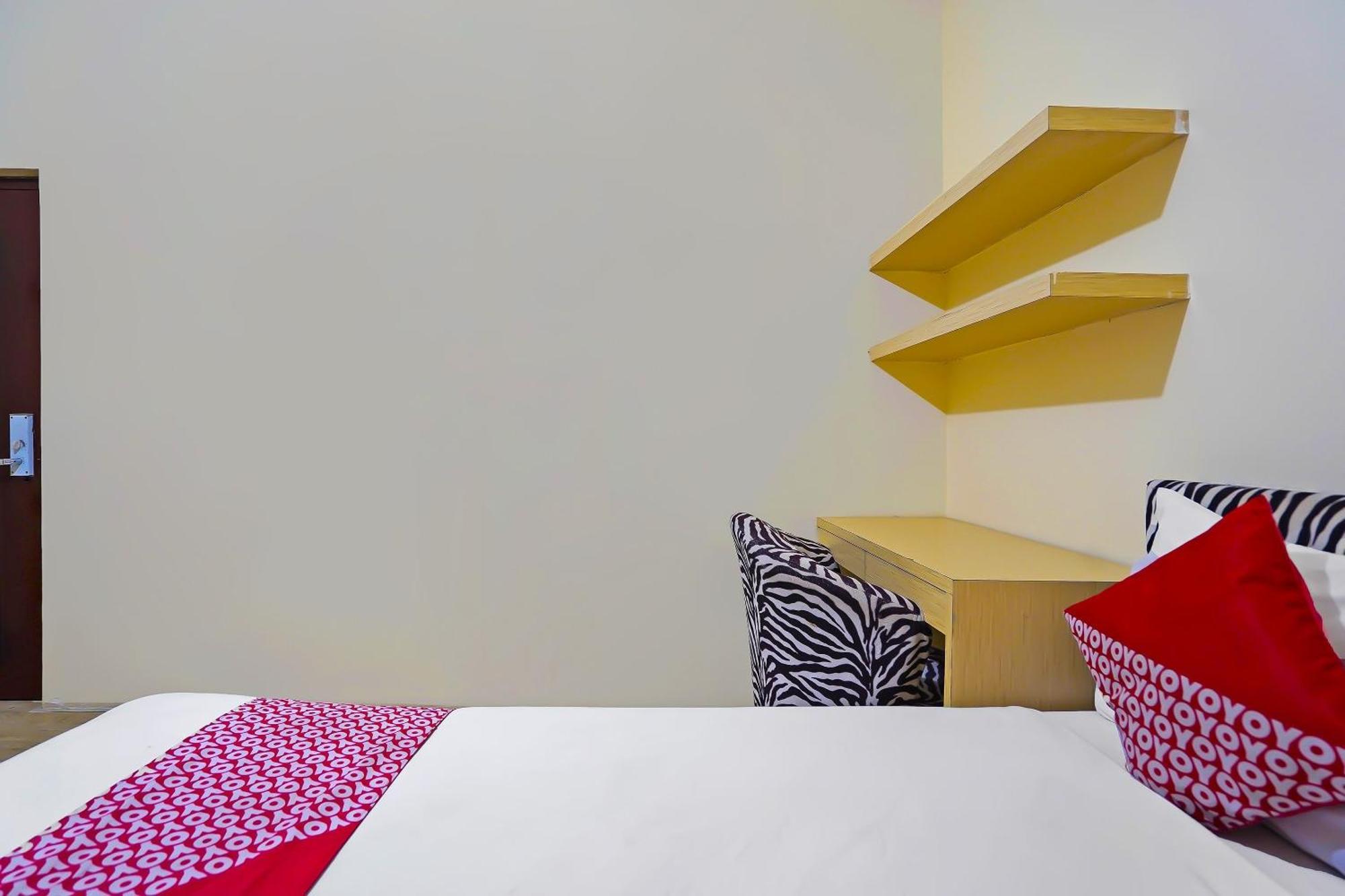 Oyo Life 511 Grace Residence Surabaya Exteriör bild